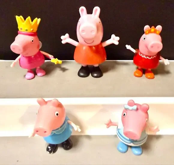 Royal Peppa Pig Mummy Pig and more Peppa’s