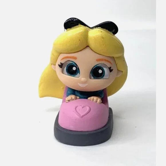 Let's Go Amusement Alice Go Cart Disney Doorables