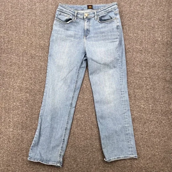 Lee Women Vintage Straight 10 Light Wash Blue Denim Jeans Mid Rise Stretch Pants