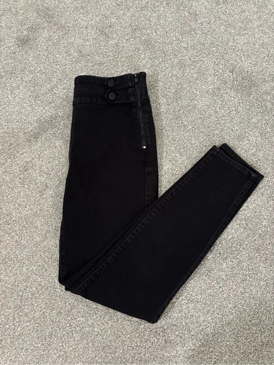 White House Black Market Black High-Rise Skinny Jeans