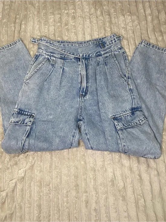 Signature8 Light Blue Denim Cargo Jeans With Adjustable Waist Size S 25