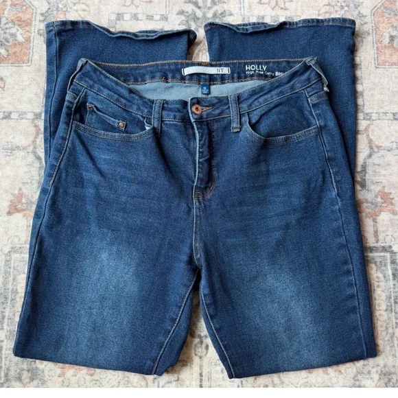!iT. Jeans Holly High Rise Curvy Bootcut Jeans Blue Denim Size 10