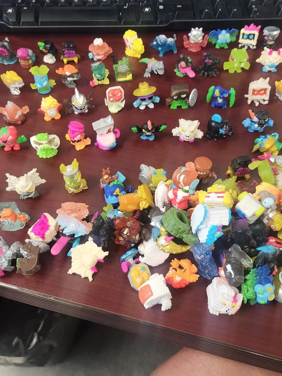 Mr BEAST LAB SWARMS Figures  Multi-Color Toy Figures