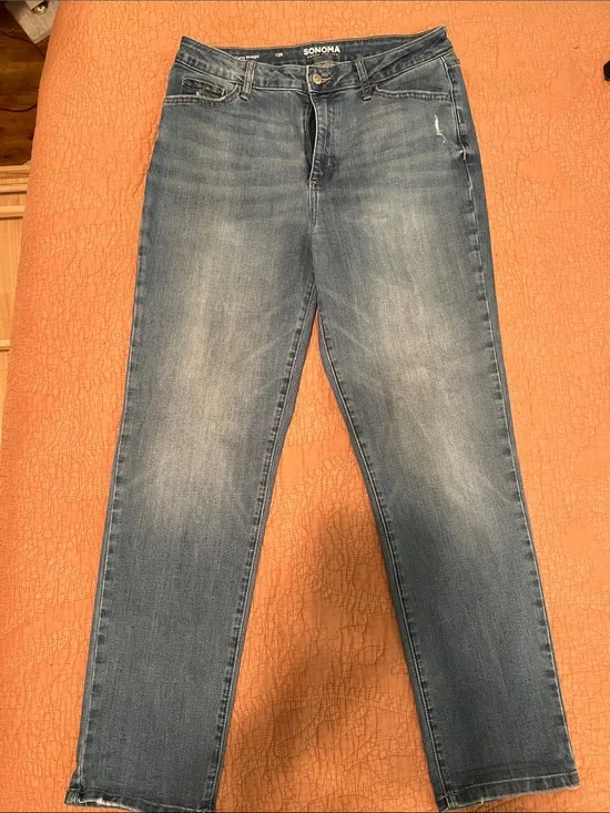 Sonoma Women’s Light Blue Straight Leg Jeans