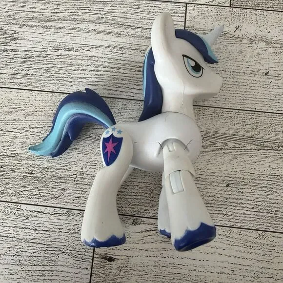 My Little Pony Prince Shining Armor Unicorn 4” Articulated Action Figure