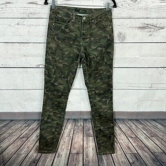Kancan Jeans Womens 26 Green Camo Ankle Skinny‎ Midrise Stretch Casual