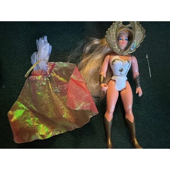 Vintage Mattel She-Ra Princess of Power Action Figure 1984 MOTU Cape Mask