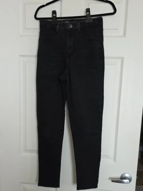 No Boundaries High-Rise Women’s Jeans - Black