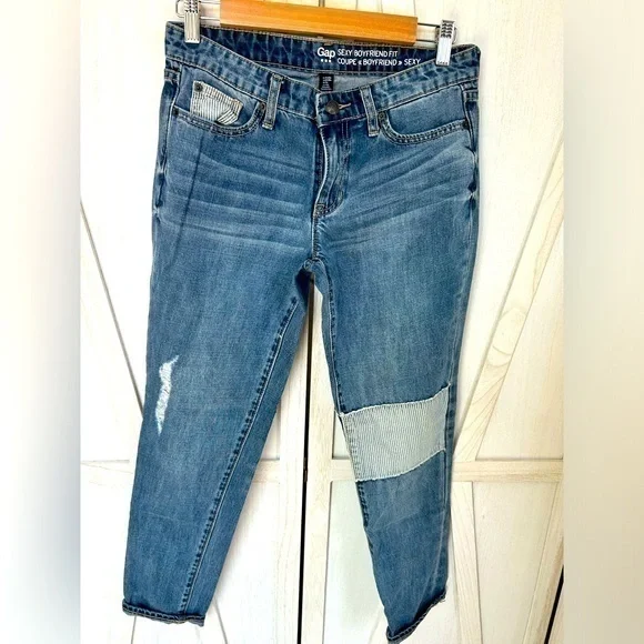 💋Gap Sexy boyfriend fit coupe jeans 👖 distressed patches crop 2