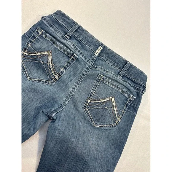 Ariat REAL Denim Womens 33R Mid Rise Straight Leg Western Jeans Medium Wash Blue