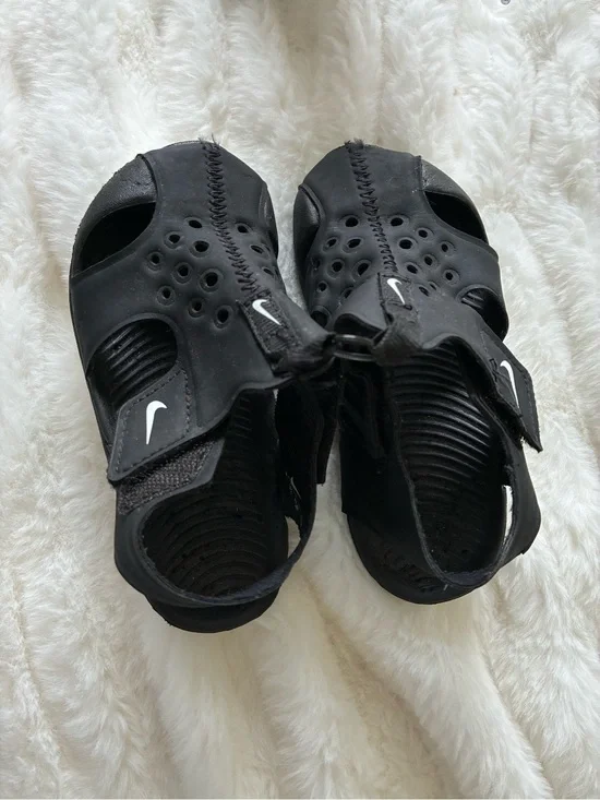Nike Black Kids' Sport Sandals with White Swoosh