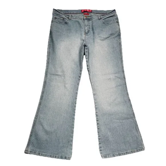 Y2K Glo Flared Jeans 15 Short (34x28) Light Wash Blue Denim Juniors