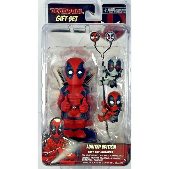 NECA Marvel Deadpool Limited Edition Gift Set Body Knockers Scalers Earbuds