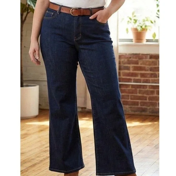 Levis 512 Perfectly Slimming Bootcut Jeans Dark Wash Indigo Womens 14M -W32 L32