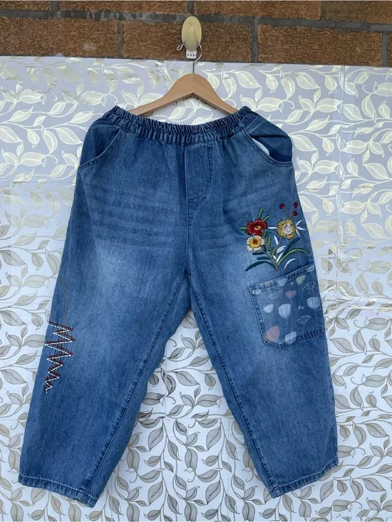 Vintage Floral Embroidered Denim Pants Small Elastic Waist Whimsical Crop Jeans