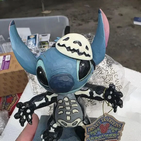 Jim Shore Disney Skeleton Stitch Halloween Glow In The Dark SIGNED Figure