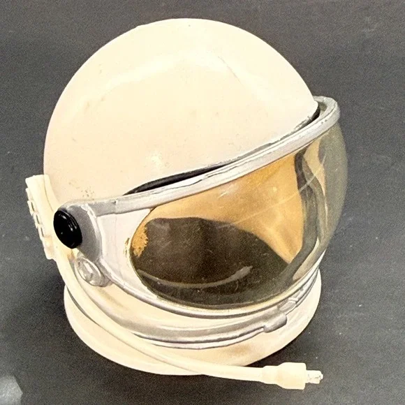 Vintage G.I. Joe Astronaut Helmet 12 Inch Action Figure Accessory White Visor