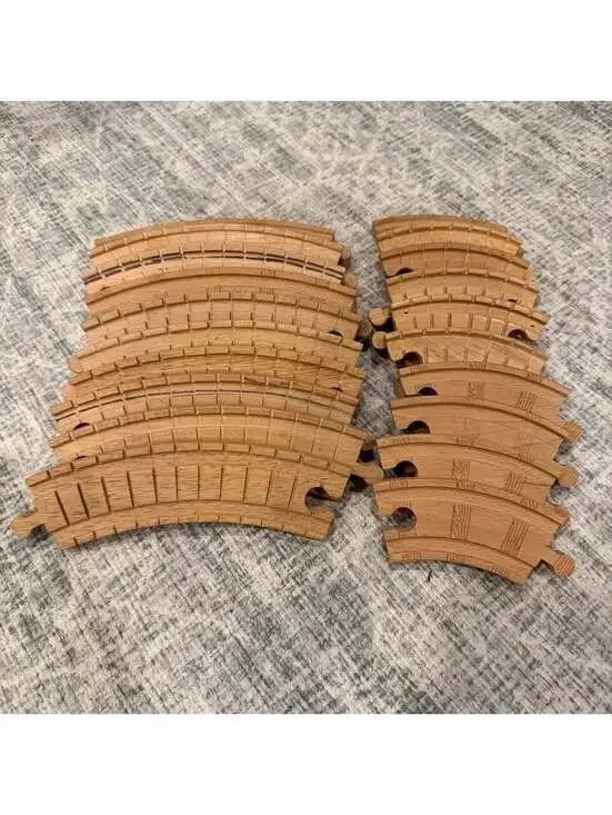 Thomas The Tank Engine Wooden Pieces