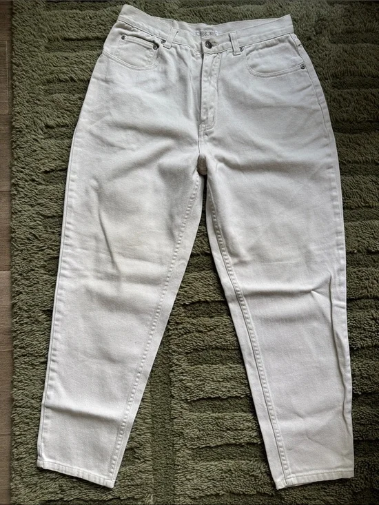 Cherokee Straight-Leg White Women’s Jeans