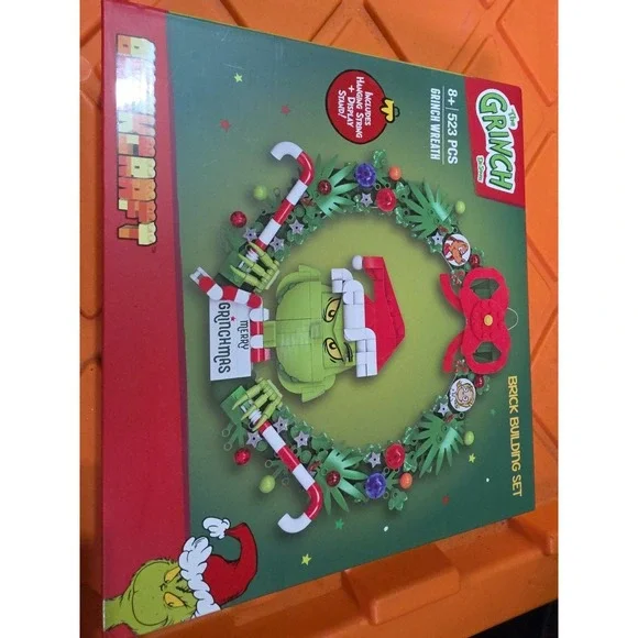 Dr. Seuss The Grinch Grinch Wreath Brick Building‎ Set