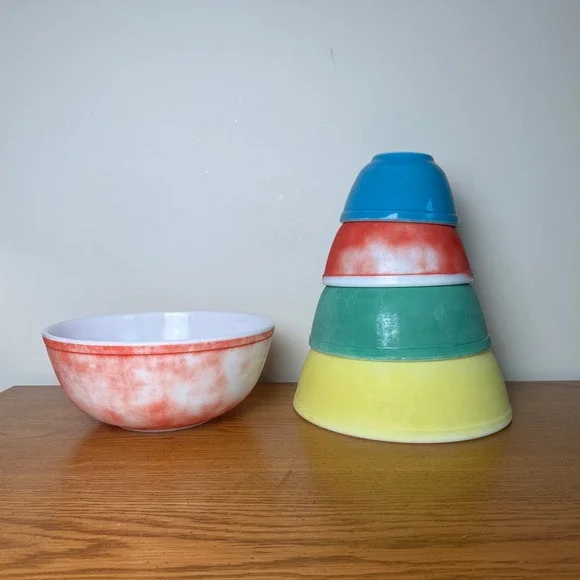 Pyrex Mixing Bowls Set of 5 Primary Colors Red Yellow Green‎ Blue Vintage