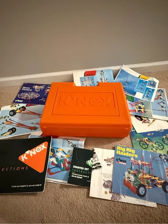 Vintage K’NEX | Orange Carrying Case with Assorted Instruction Booklets