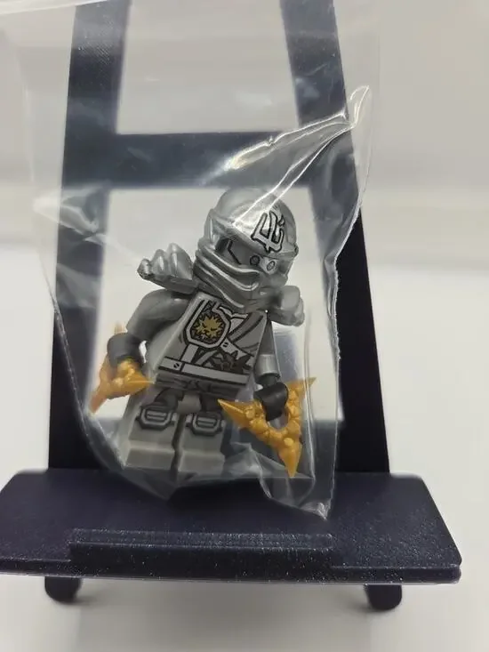 Official LEGO Ninjago Tournament of Elements Zane/Titanium Ninja minifigure