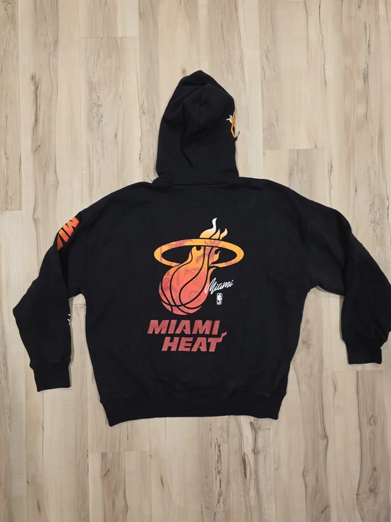 Holister Miami Heat Black Graphic Hoodie - Team Logo
