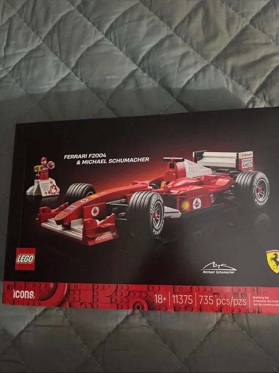 Lego Ferrari F2004 Formula 1 Car in Red and Black
