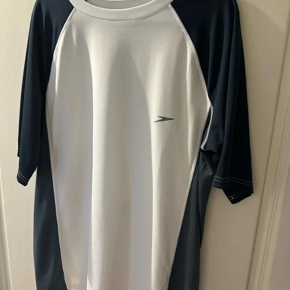 Men's Athletic Shirt size XL