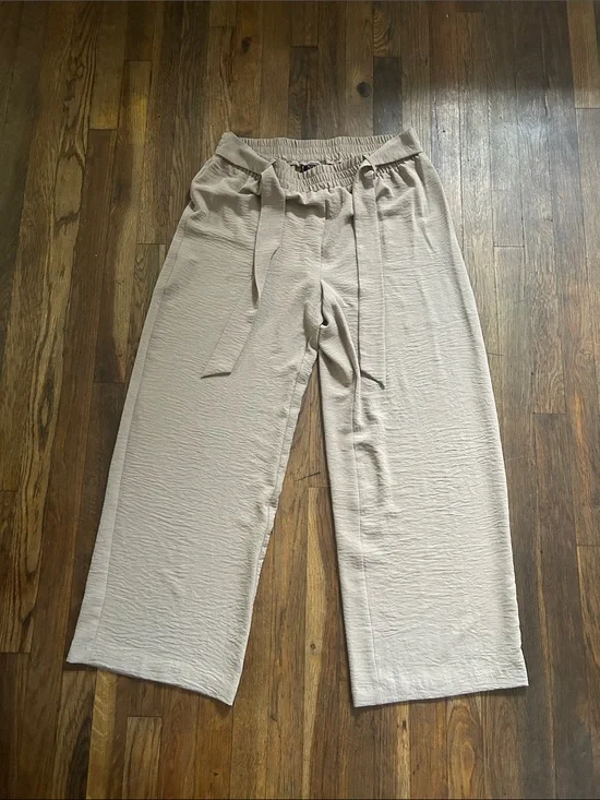 NYCC Neutral Tan Elastic Waist Pants