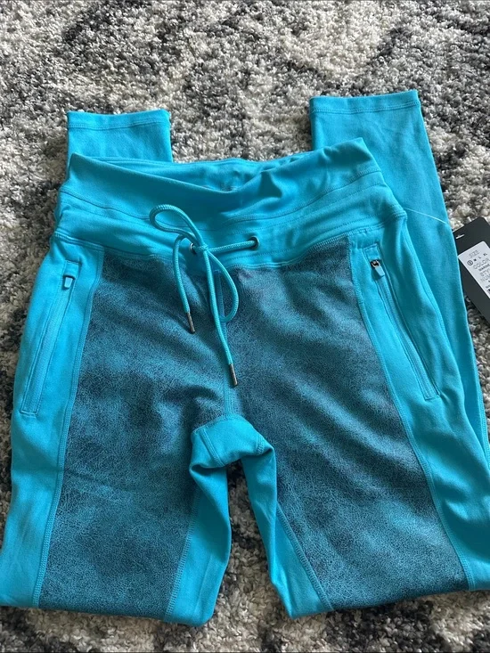 Kathy Ireland legging NWT $98 retail