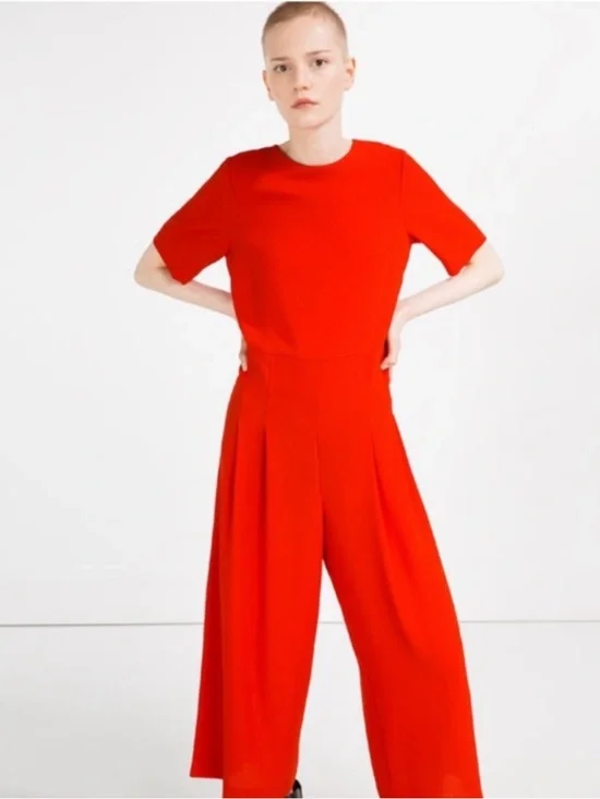 Zara NWT Wide-Leg Short Sleeve Red Culotte Jumpsuit size M