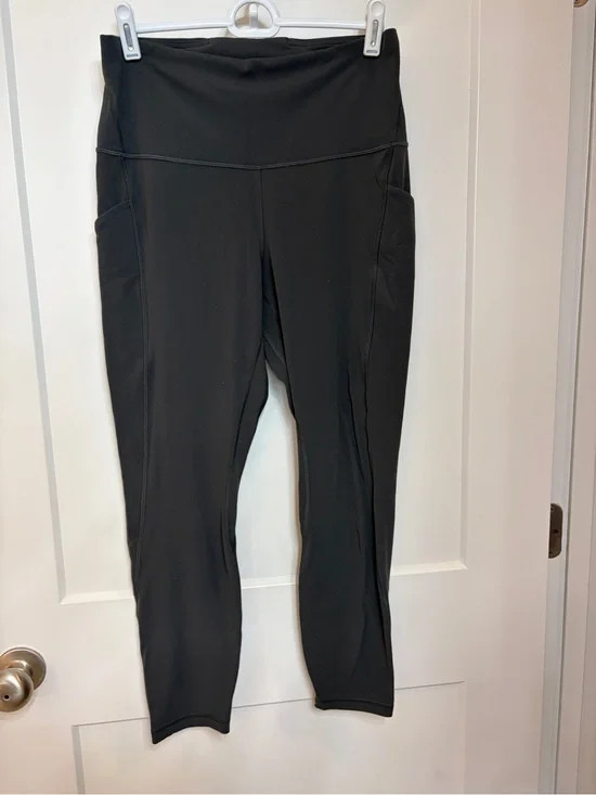 Lululemon Align with Pockets Gray Size 10 25”