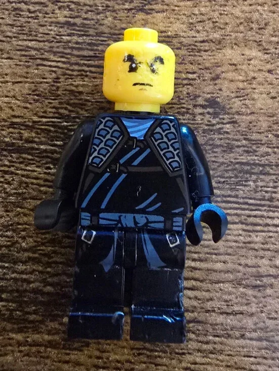 Lego Ninjago Cole ZX Minifigure 30087