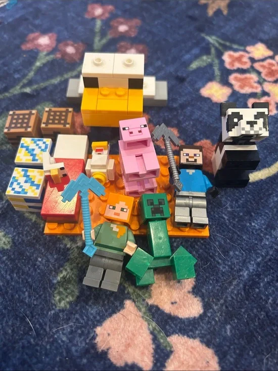 Lego Minecraft lot
