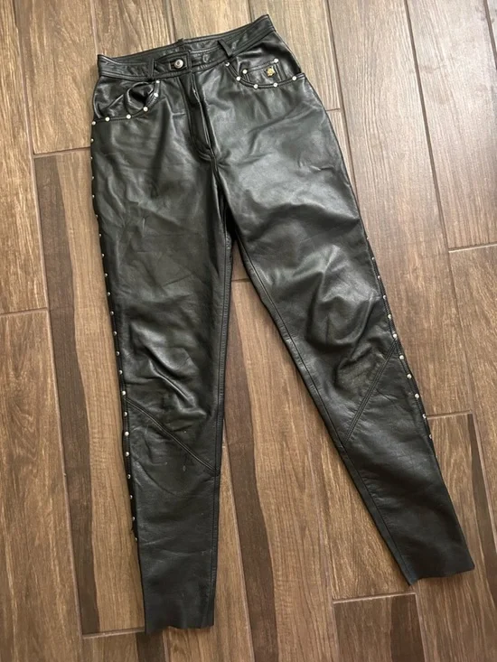VTG Harley Davidson Women’s Studded Leather Pants in Black Sz 8