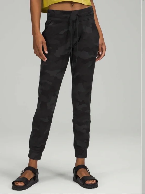 Lululemon Ready to Rulu Jogger 29