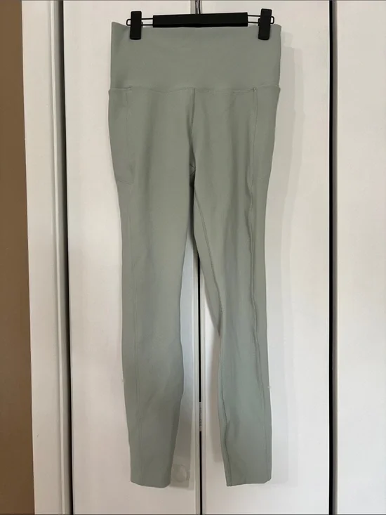 Calla High-Waist Sage Green Leggings
