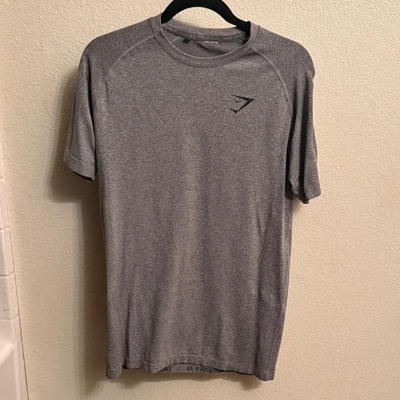 Gymshark Men’s Gray Short Sleeve Performance Tee