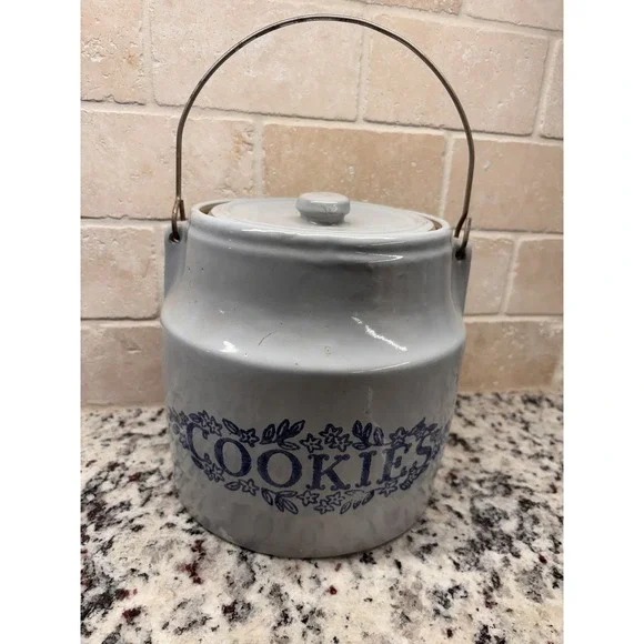 Vintage Monmouth Cookie Jar Stoneware Pottery With Lid & Bail Handle Made In USA