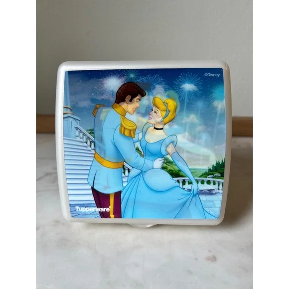Vintage Tupperware Disney Cinderella Sandwich Keeper Back to School