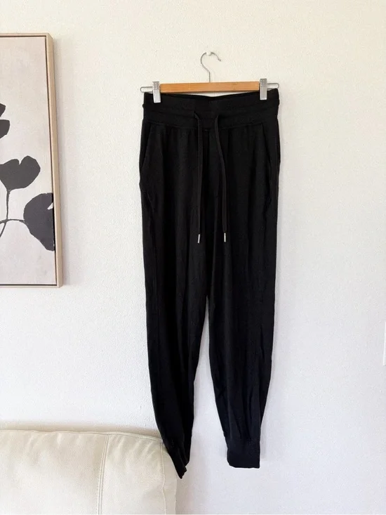 Lululemon Black Drawstring Align Joggers M