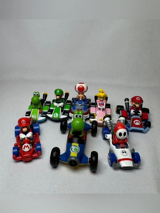 Lot of 8 Nintendo Mario Kart Toy cars Set