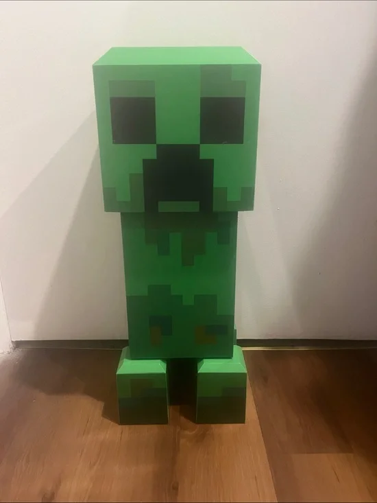 Green Creeper Pixel-Style Food Storage Container