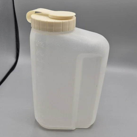 Rubbermaid Servin‎ Saver 2.75 Qt. 88oz Flip Top Drink Container #0459 Vintage