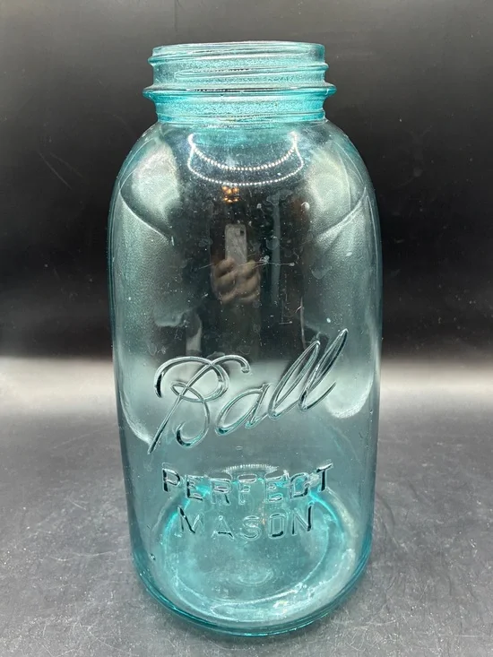 Antique Ball Perfect Mason 1923-193 Blue Glass Half Gallon Jar, Mold 5