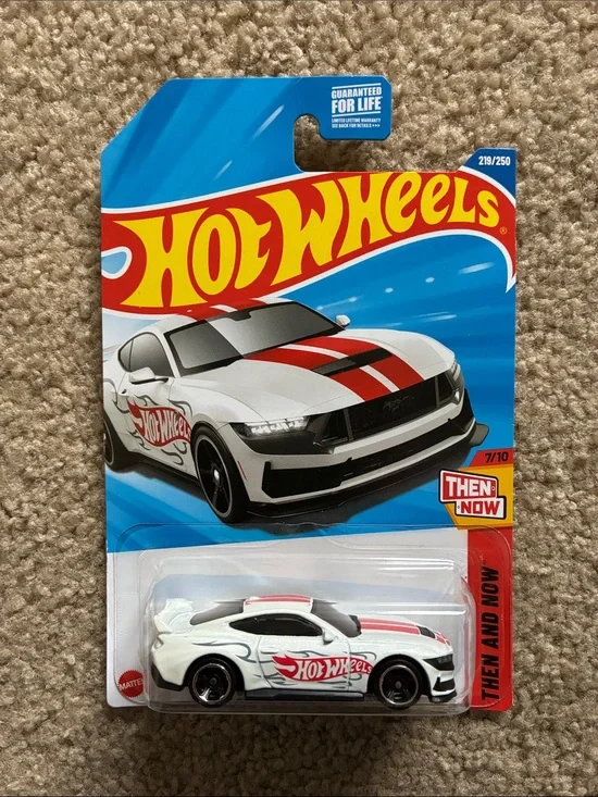 2025 Mattel Hot Wheels Ford Mustang Dark Horse