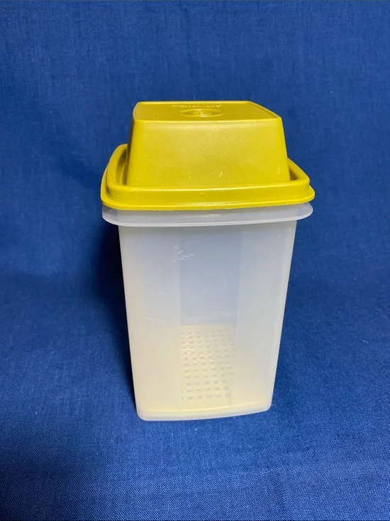 Tupperware Vintage Pickle Storage Container with Handy Pickle-lifter