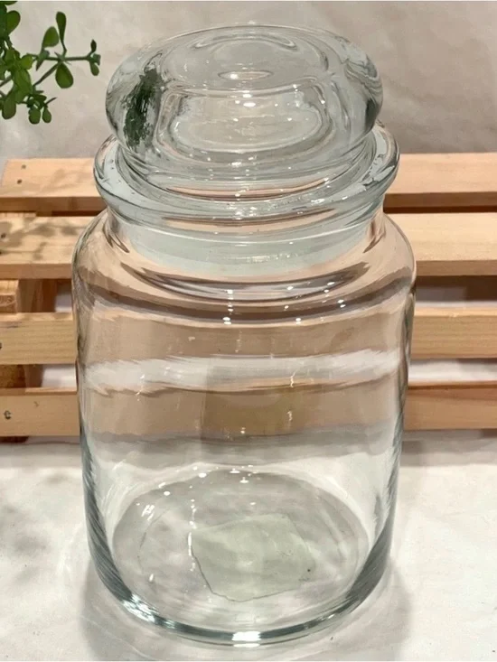 ☀️2/$20 Anchor Hocking Clear Glass Storage Jar with Lid.